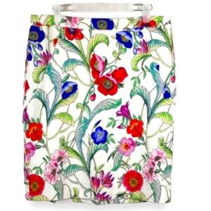 ANN TAYLOR  Factory Floral  Skirt size 10